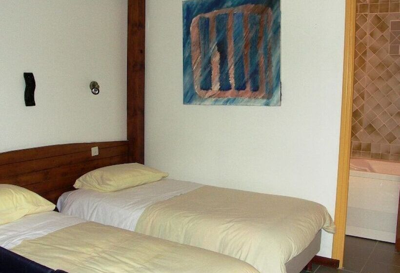 호텔 Hôtel Le Val Des Sources