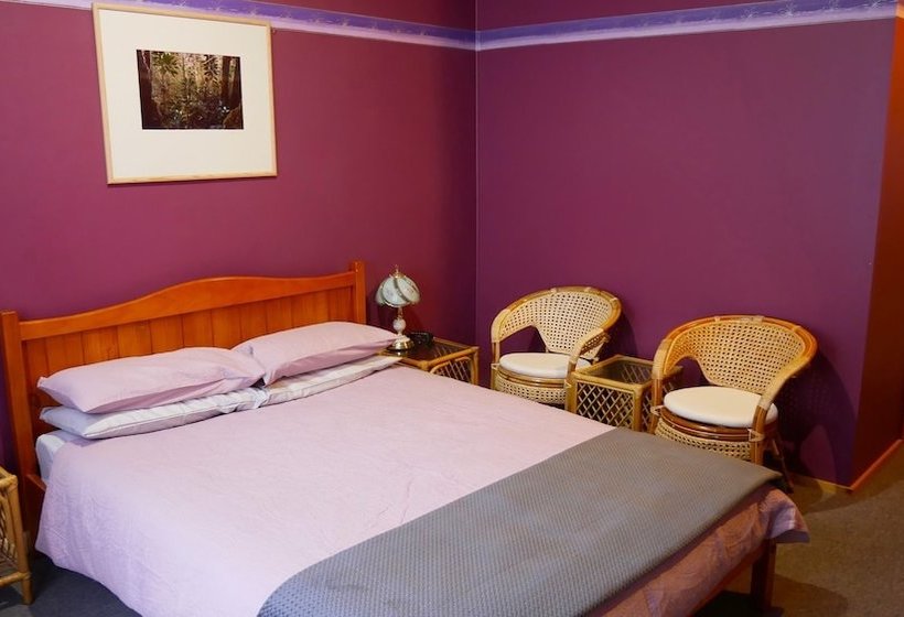 فندق Mount Black Lodge