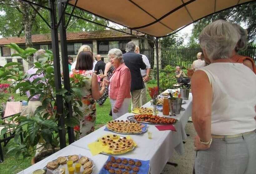 膳宿费 Domaine De Puytirel