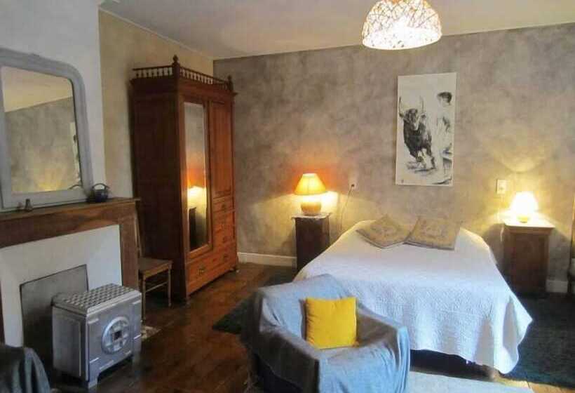 膳宿费 Domaine De Puytirel