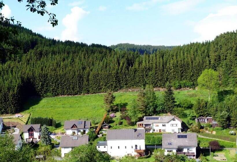 بنسيون Ferienhaus & Nurdachhaus Rothaargebirge