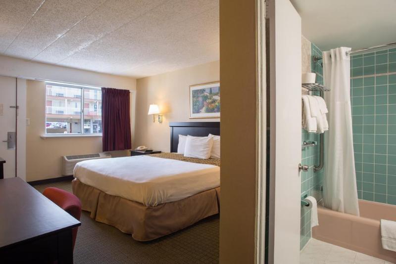 هتل Atlantic Motor Inn Near Boardwalk