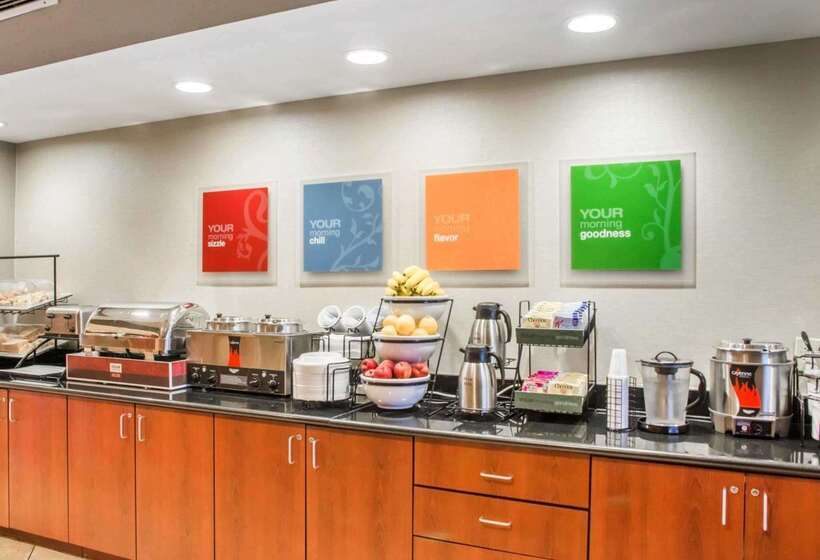 בית מלון כפרי Comfort Inn & Suites West Chester   North Cincinnati