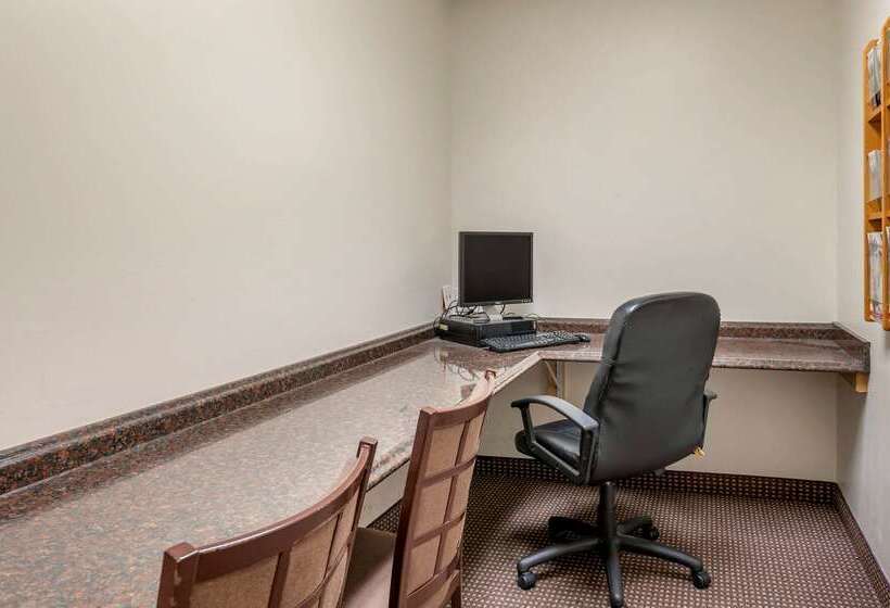 فندق Quality Inn & Suites South Obetz