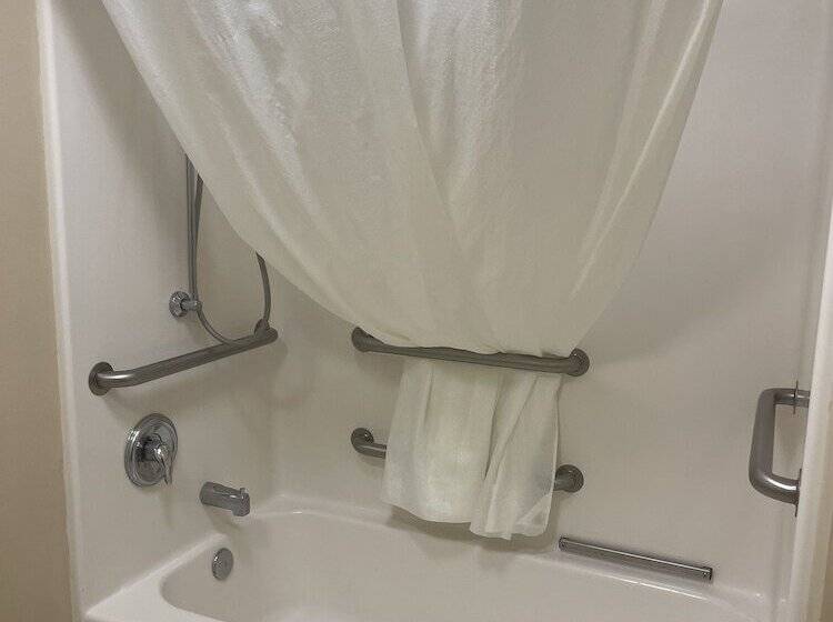 هتل Quality Inn Palm Bay  Melbourne I95