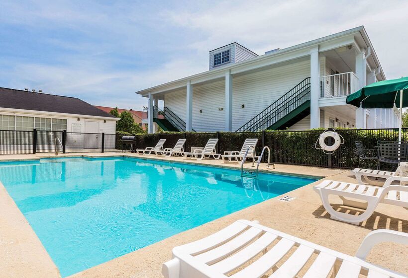 هتل Quality Inn Trussville I59 Exit 141