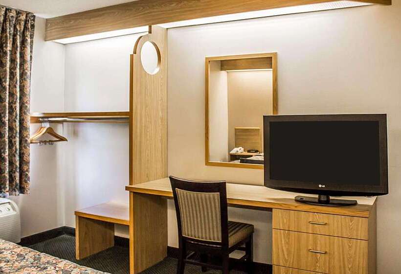 فندق Rodeway Inn