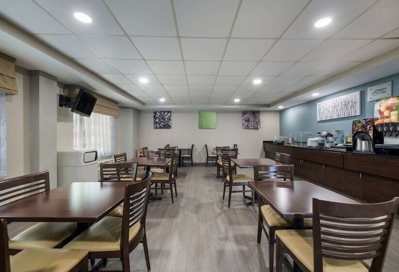 هتل Sleep Inn & Suites Chesapeake   Portsmouth