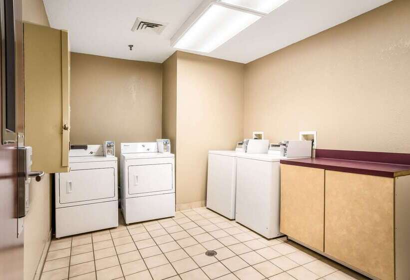 هتل Sleep Inn & Suites Jacksonville Near Camp Lejeune