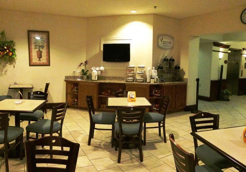 Отель Sleep Inn & Suites Danville Hwy 58