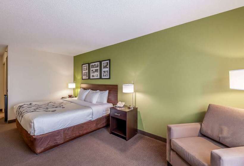 Отель Sleep Inn & Suites Harrisonburg Near University
