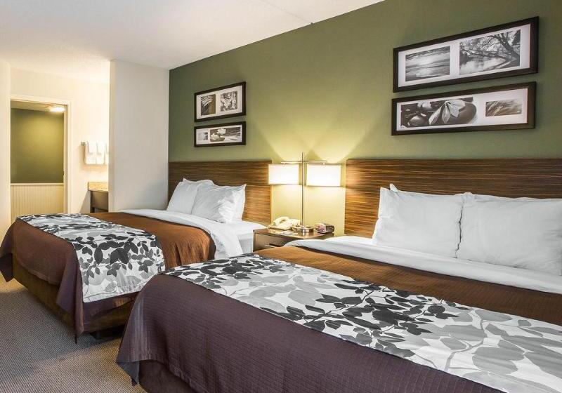 Отель Sleep Inn & Suites Queensbury  Lake George