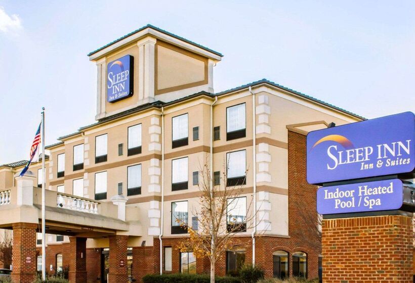 فندق Sleep Inn & Suites Virginia Horse Center