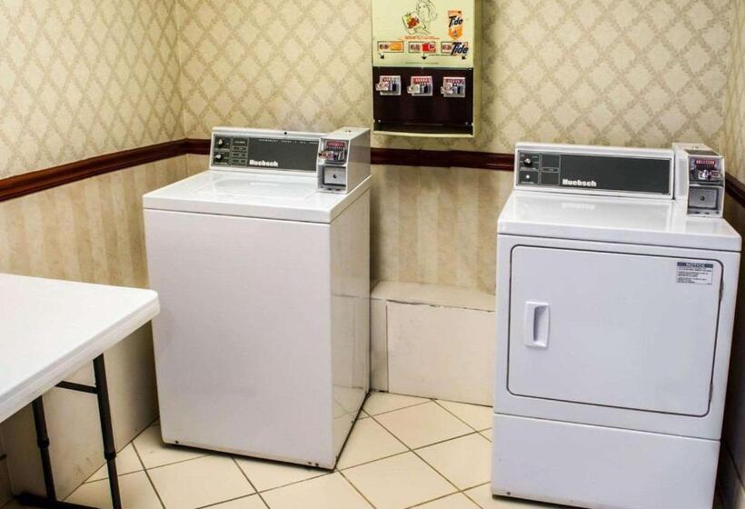 호텔 Sleep Inn & Suites Virginia Horse Center