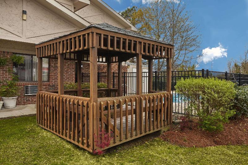 هتل Super 8 By Wyndham Greenville