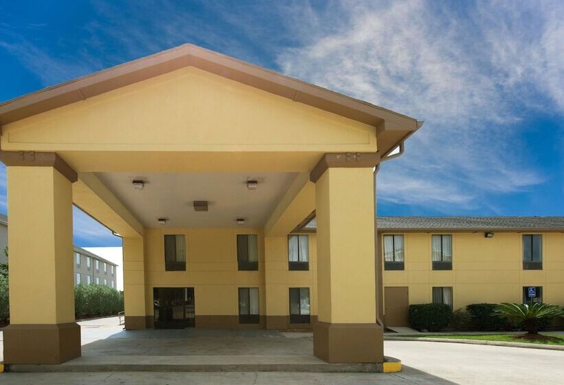 בית מלון כפרי Quality Inn