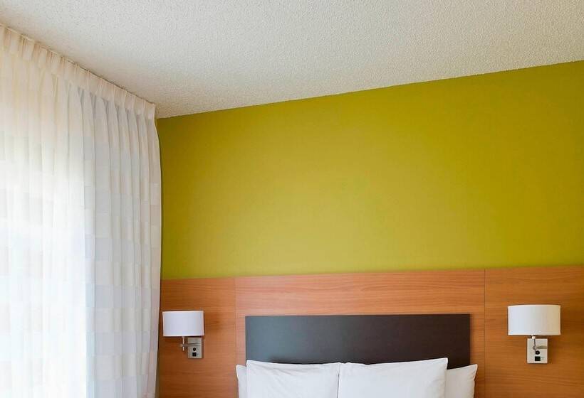 Отель Towneplace Suites By Marriott Dallas Bedford