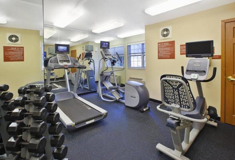 Отель Towneplace Suites Detroit Sterling Heights