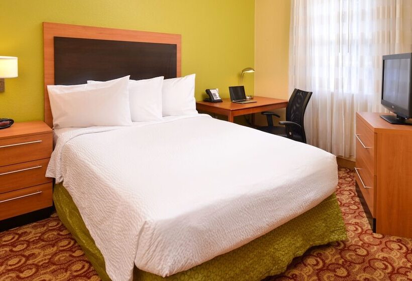 هتل Candlewood Suites Miami Lakes, An Ihg