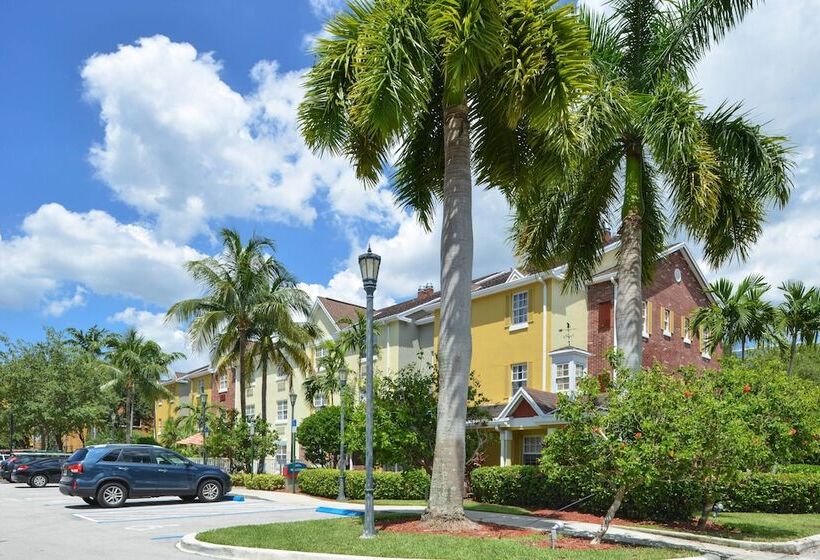هتل Candlewood Suites Miami Lakes, An Ihg