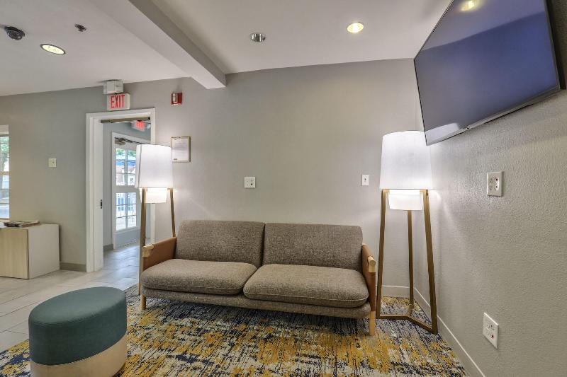 בית מלון כפרי Towneplace Suites Tallahassee North/capital Circle