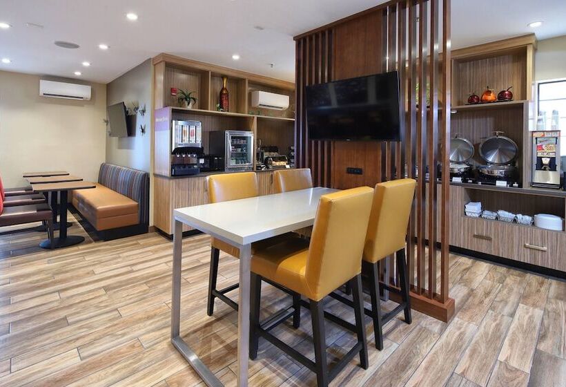 ホテル Towneplace Suites Tucson