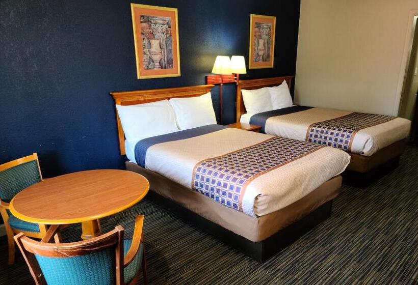 فندق Travelodge By Wyndham Williamsburg Colonial Area