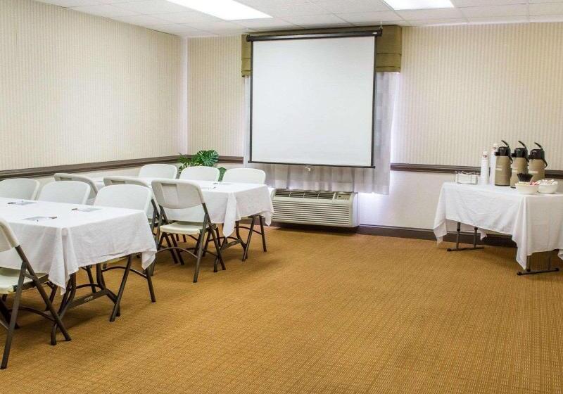 호텔 Wingate By Wyndham Dublin Near Claytor Lake State Park