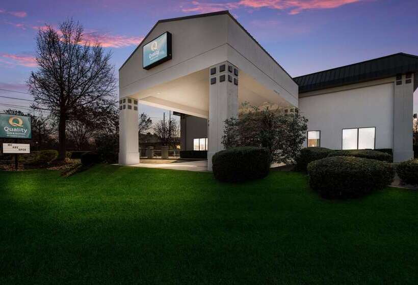 فندق على الطريق Quality Inn & Suites