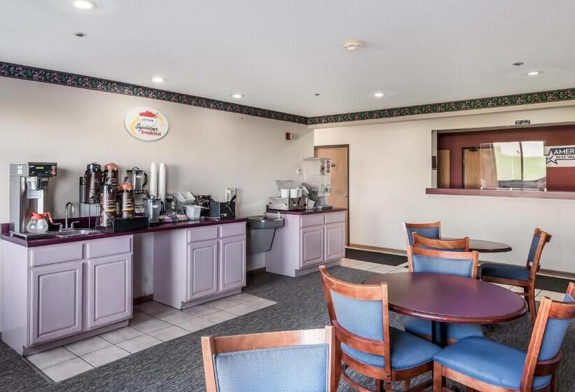 汽车旅馆  Americas Best Value Inn Wenona