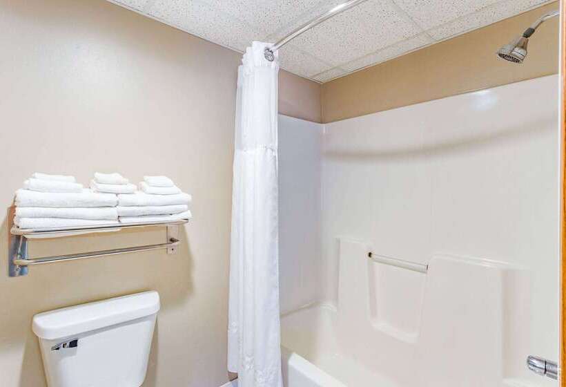 مُتل Americinn By Wyndham Des Moines Airport