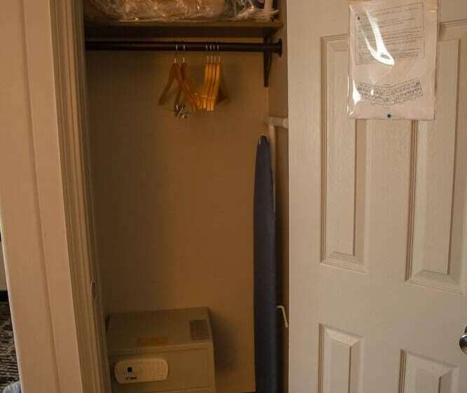 فندق على الطريق Clarion Pointe Indianapolis Airport