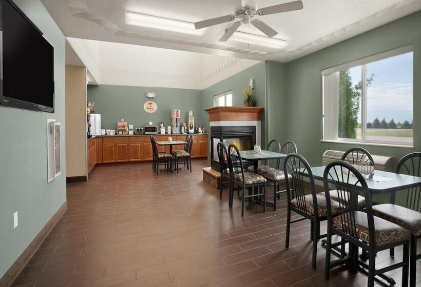 מוטל Four Seasons Inn