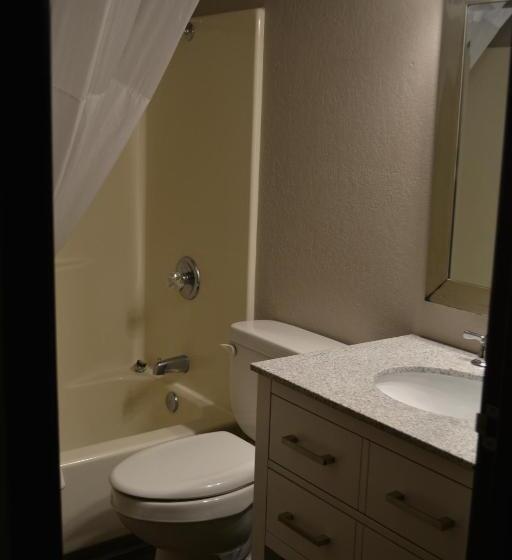 مُتل I M Hotel By Timberlake