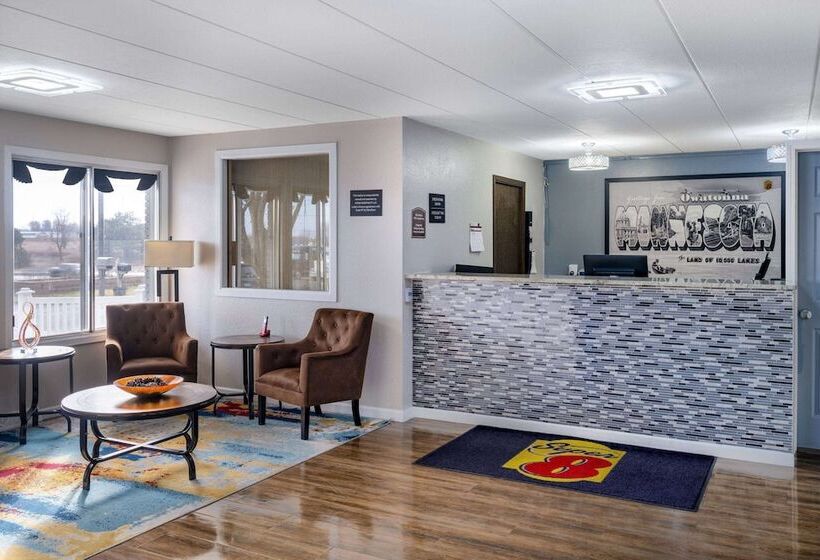 모텔 Super 8 By Wyndham Owatonna