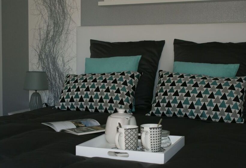 Bed and Breakfast Aux Agapanthes