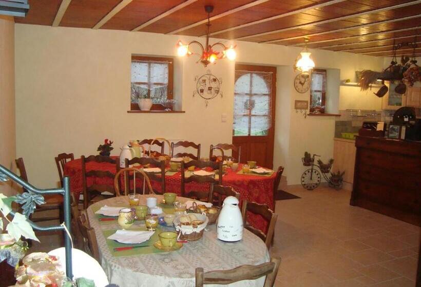 مبيت وإفطار La Grange De Felix
