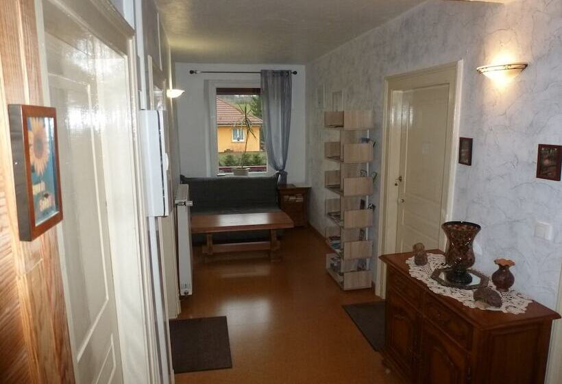 ベッドアンドブレックファースト Les Cigales Chambre D Hote