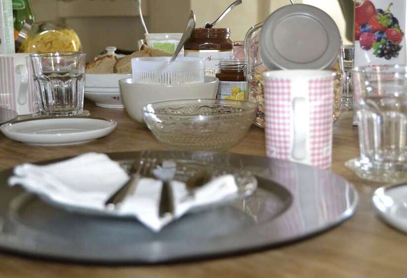 مبيت وإفطار Palazzo L Ambasciatore  Luxury Holiday Home Con Piscina Privata