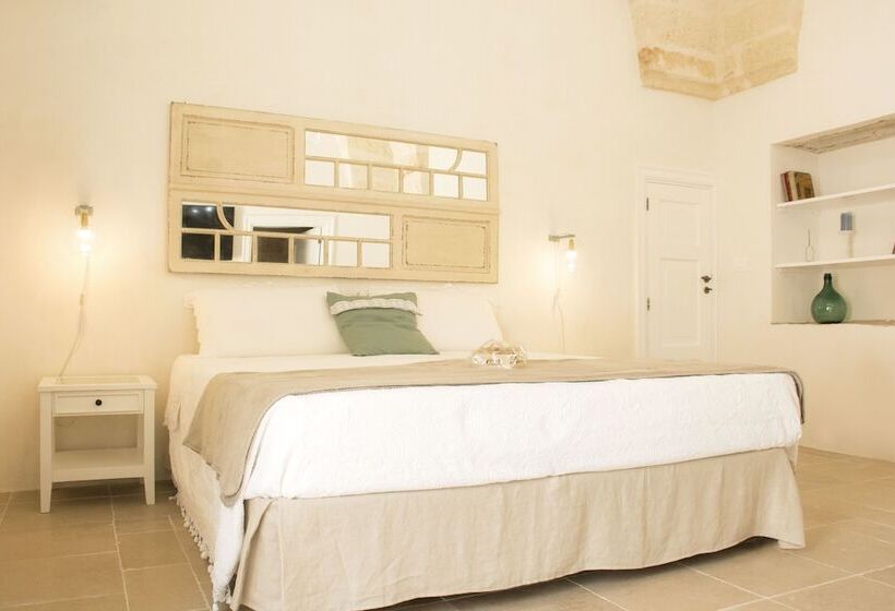 مبيت وإفطار Palazzo L Ambasciatore  Luxury Holiday Home Con Piscina Privata