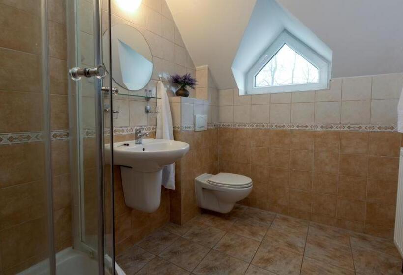 فندق Apartmány Divoký Anděl