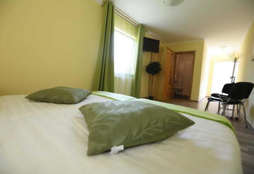 호텔 Corner S Inn  Pension Gästehaus Hostel