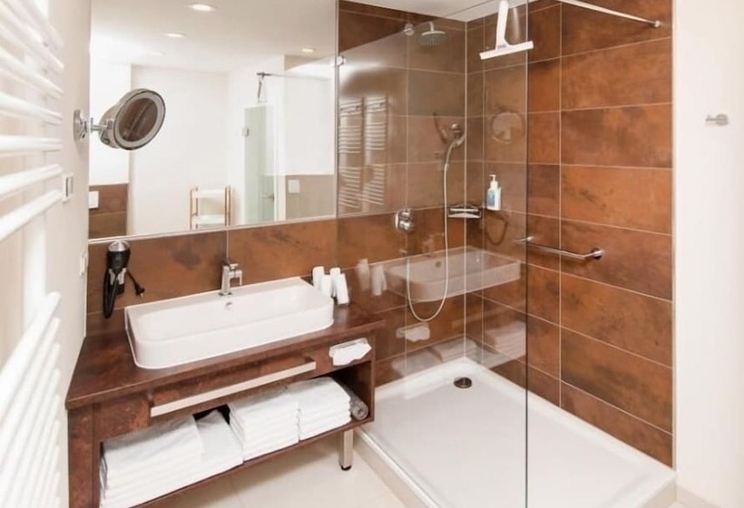 ホテル Gästehaus & Weingut Peth