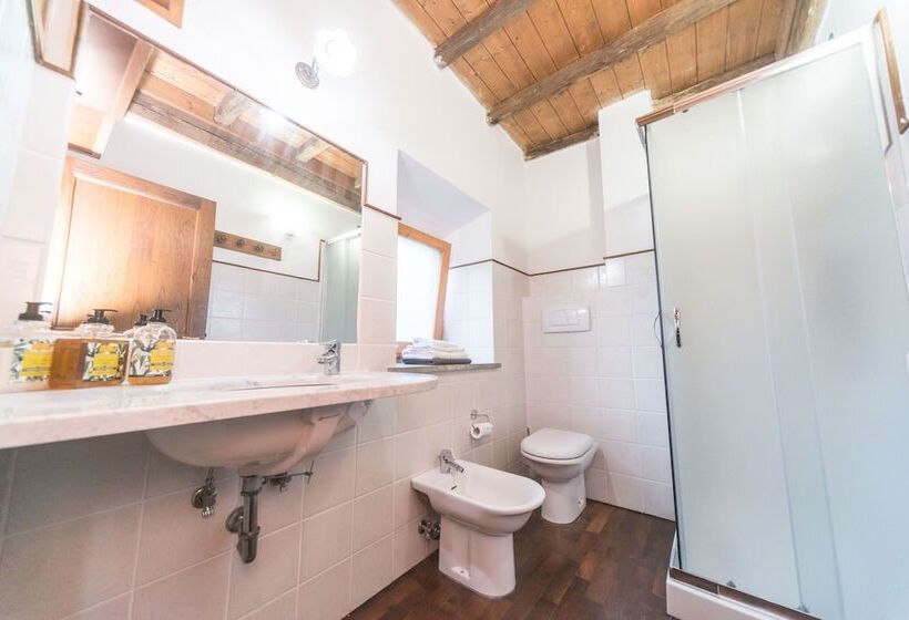 فندق ريفى Agriturismo Castiglioncello