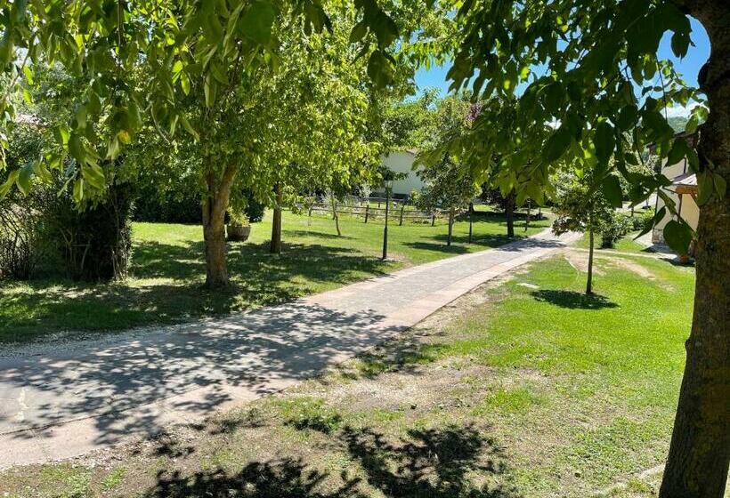 فندق ريفى Agriturismo Cupello