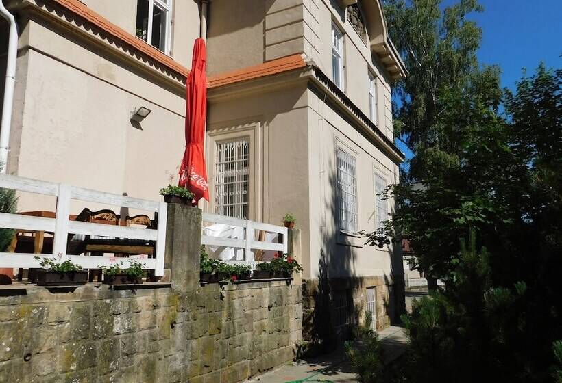 فندق Vila Arnau