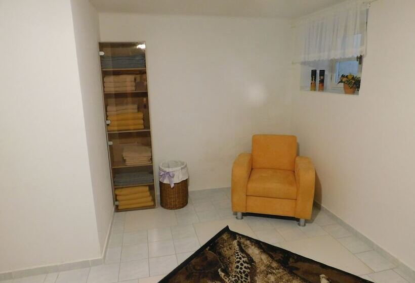 فندق Vila Arnau