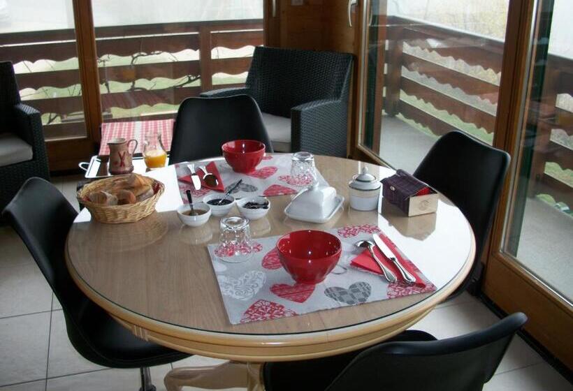 بنسيون Chalet Les Aigles