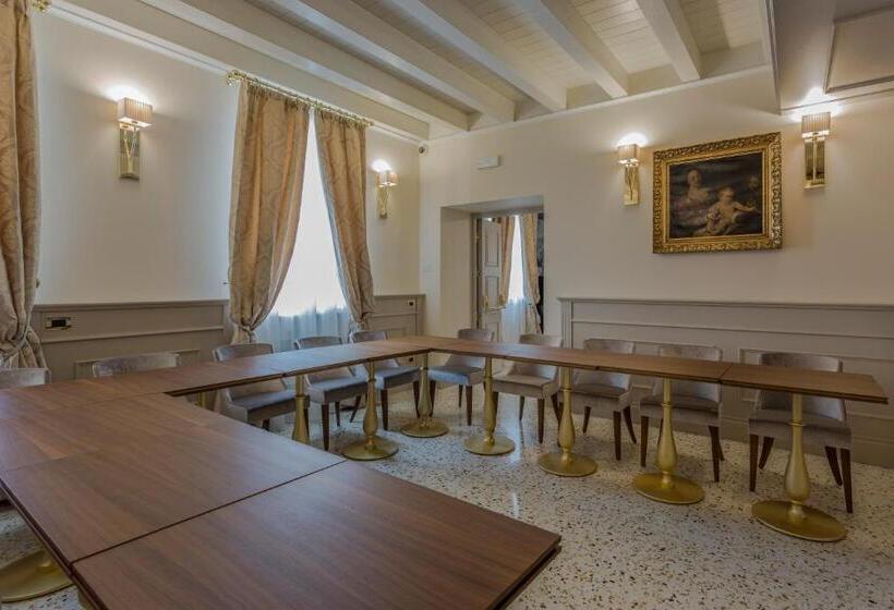 Bed and Breakfast Boutique Hotel Villa Zoppi   Adults Only