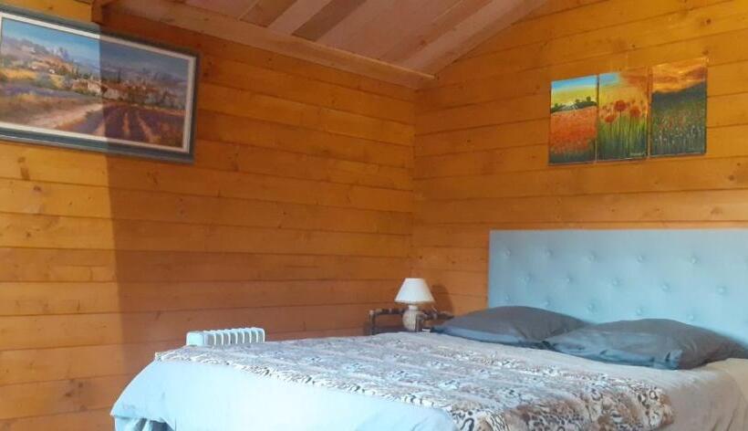 ベッドアンドブレックファースト Chambre La Caunette